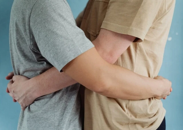 langages de l'amour : le toucher physique